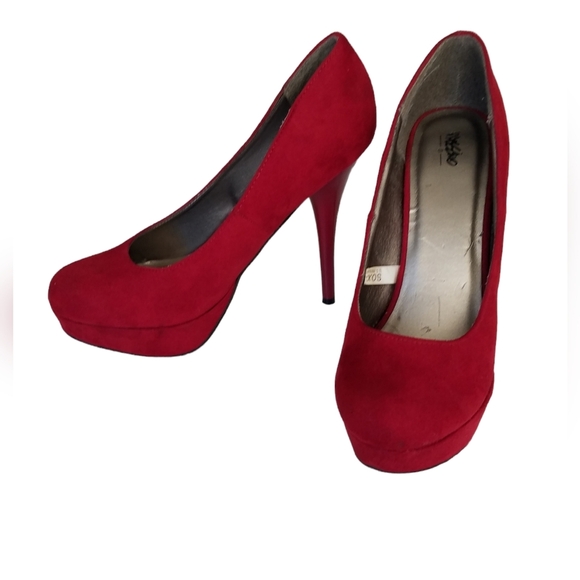 Mossimo Red Suede High  Heels Size 8 - Picture 1 of 10